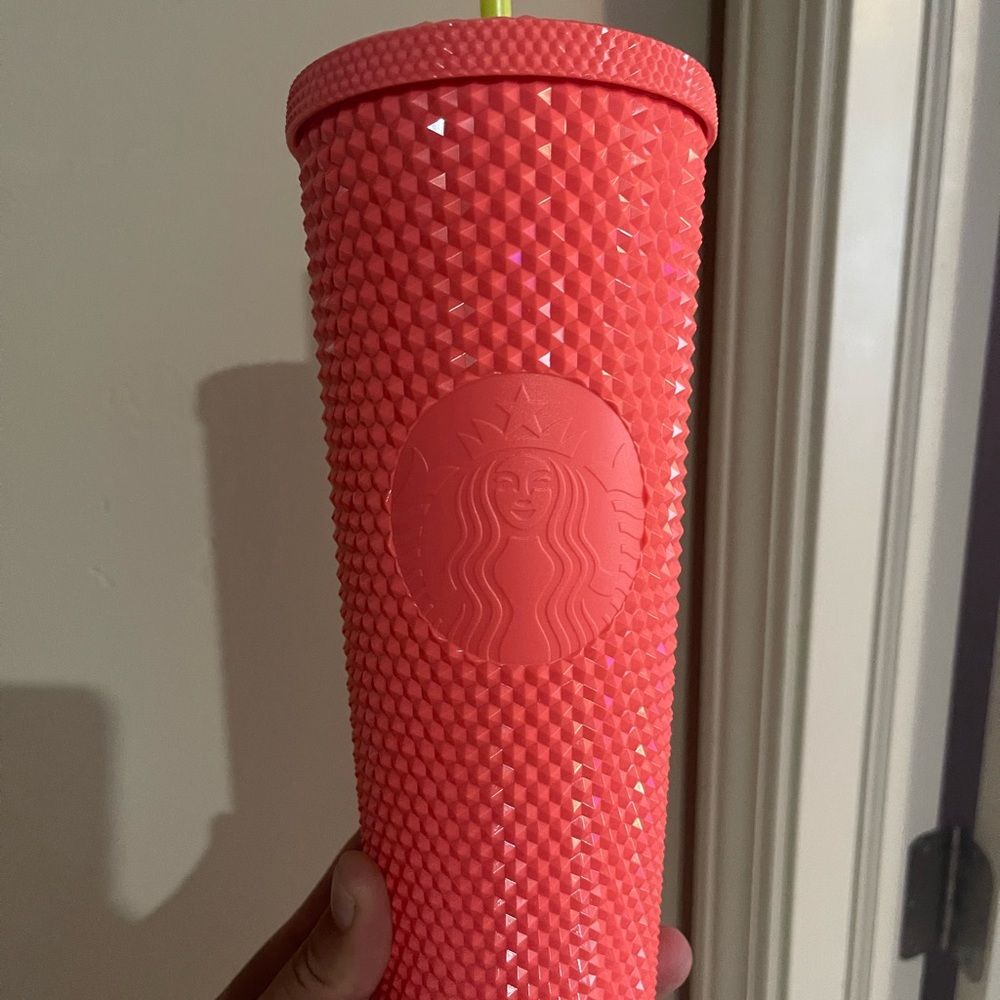 NWT Starbucks Summer 2022 *Dragonfruit* Venti Cup w/ Straw